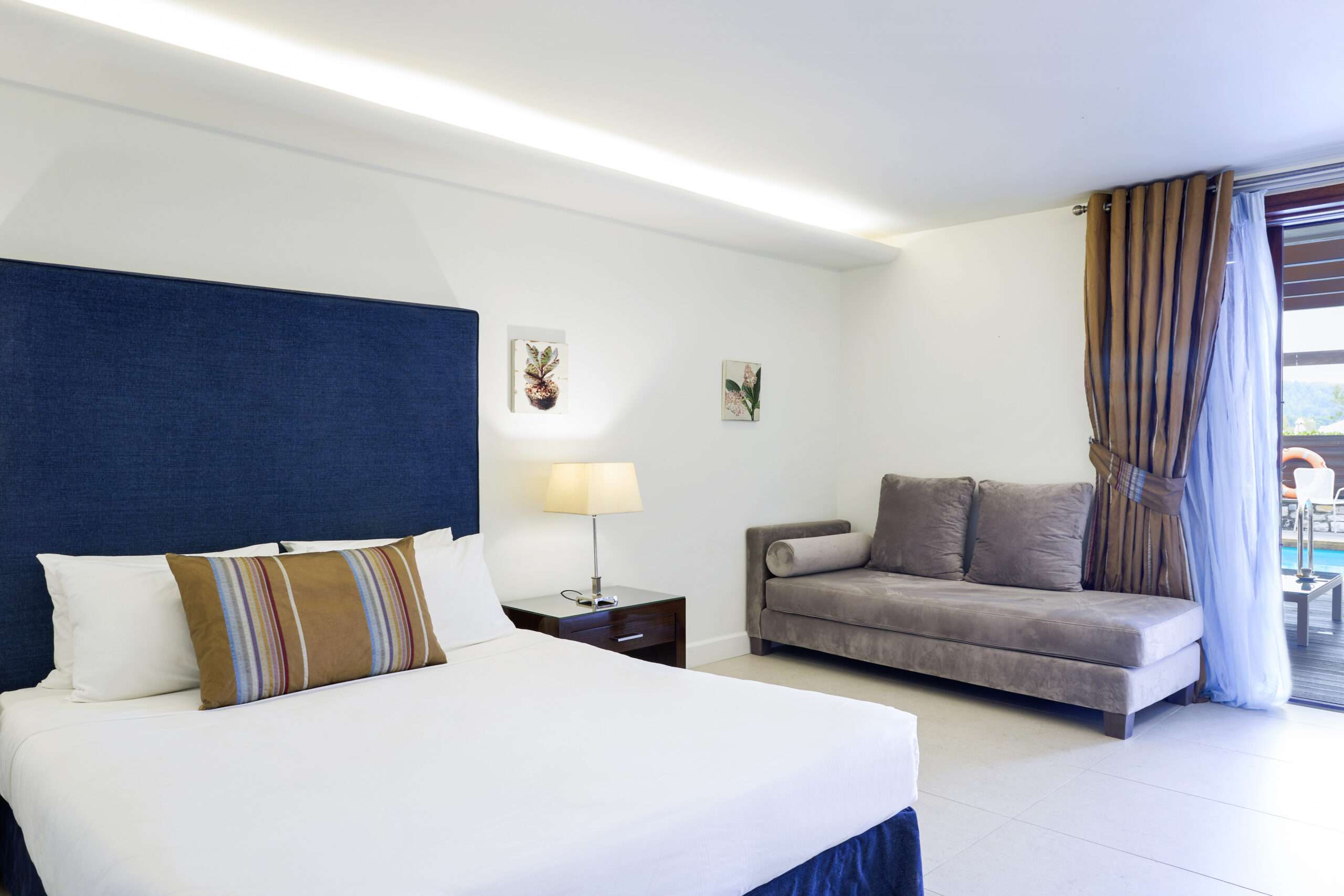 PREMIER ROOM PRIVATE POOL Thumbnail