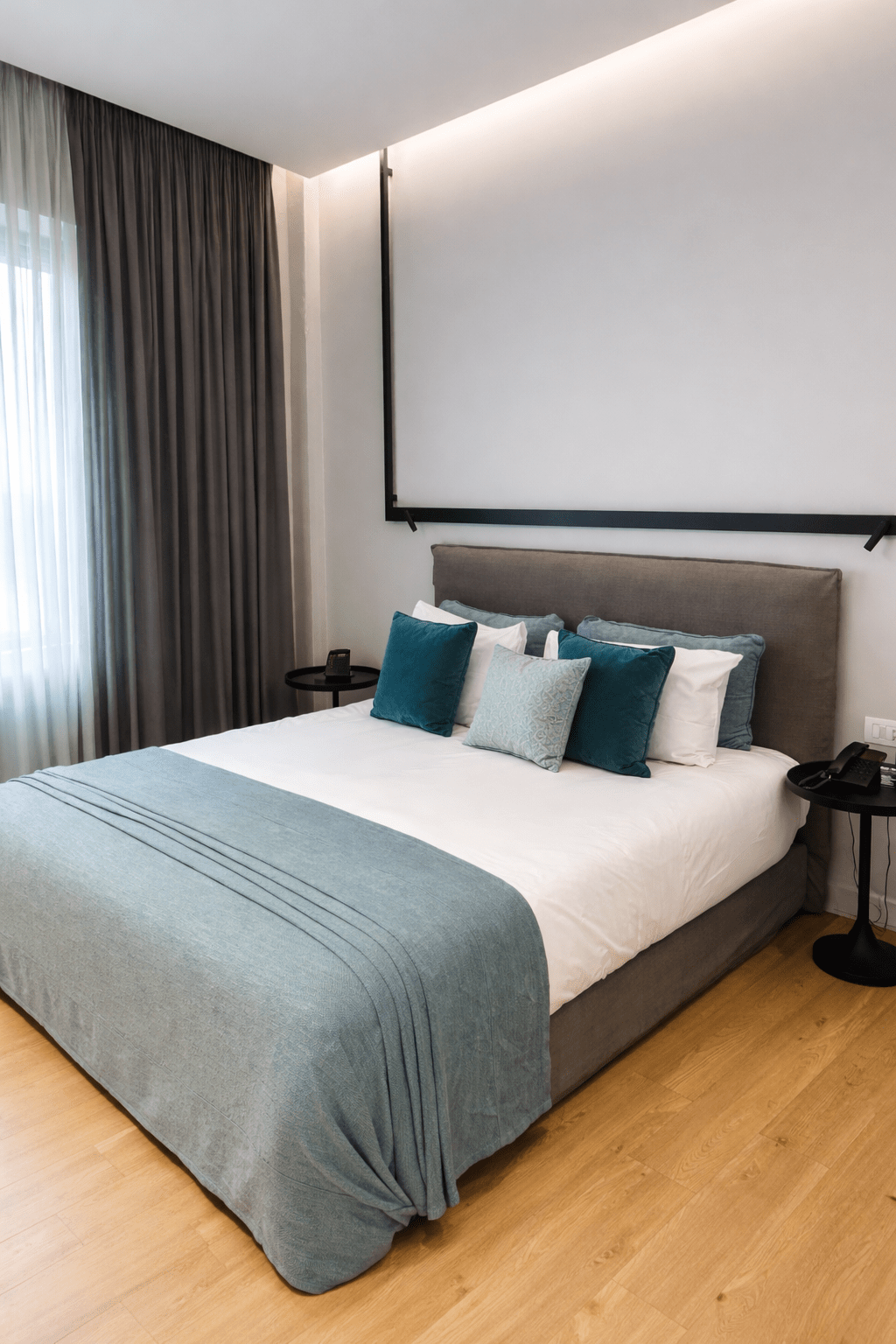 THE BASIC – ACCESSIBLE ROOM Thumbnail